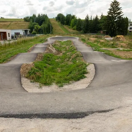 Oddych V Rajeckych Tepliciach V Samostatnom Rodinnom Dome *